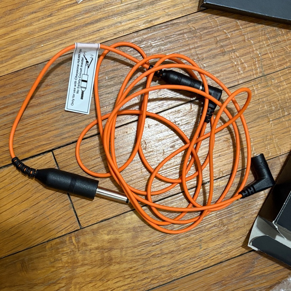 Cheyenne Black Electronics Accessory - Picture 6 of 8